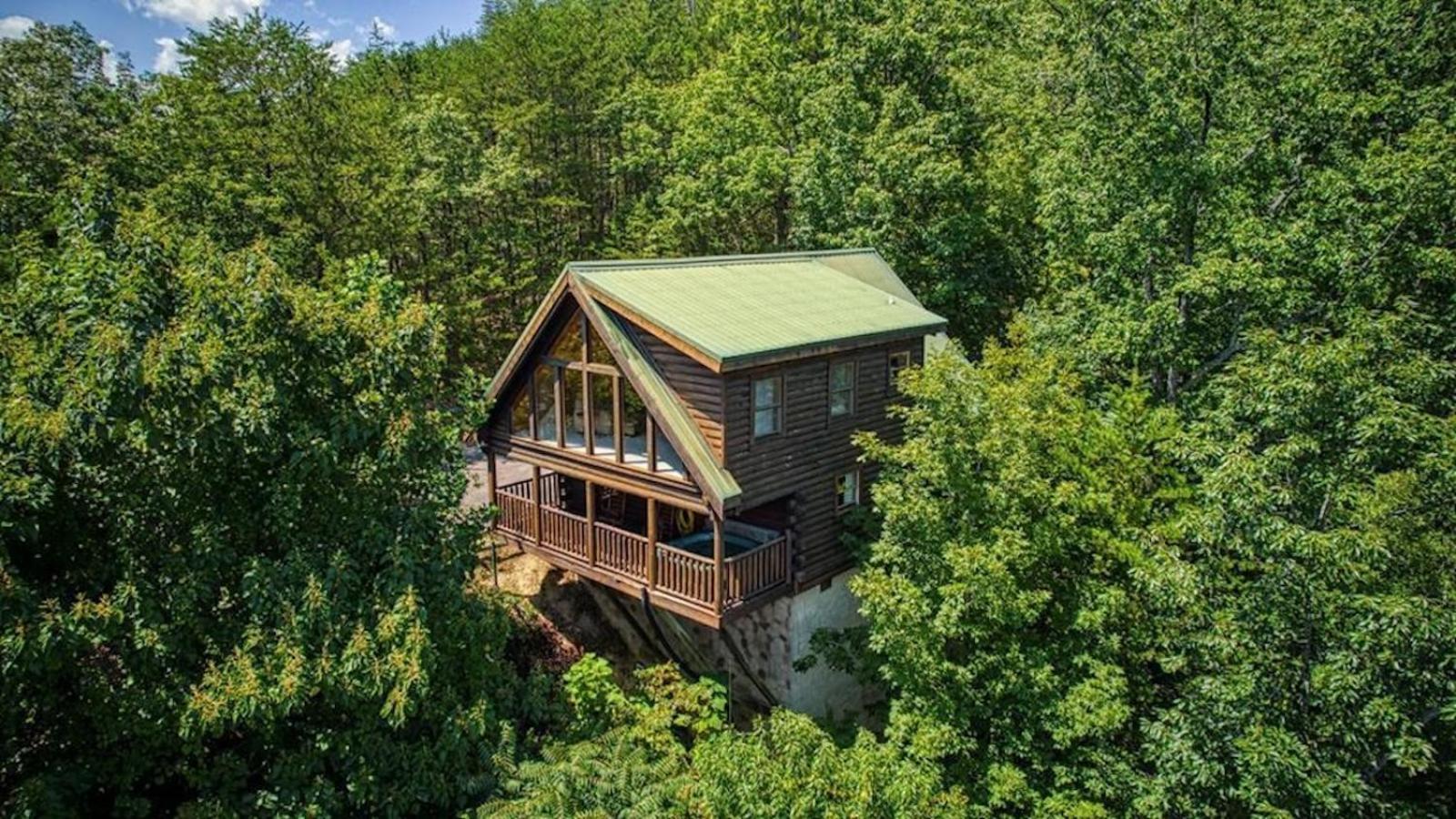 Вілла Smoky Paws - 5-Star Cabin, Stunning Mountain Views, New Hot Tub, Tranquil, Gigabit Internet, Free L2 Ev Піджен-Фордж Екстер'єр фото